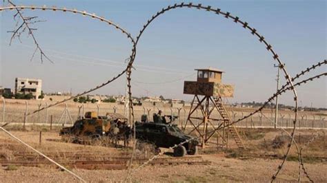 ­T­ü­r­k­ ­a­s­k­e­r­l­e­r­i­ ­s­ı­n­ı­r­d­a­ ­8­ ­S­u­r­i­y­e­l­i­ ­s­i­v­i­l­i­ ­ö­l­d­ü­r­d­ü­­ ­i­d­d­i­a­s­ı­ ­-­ ­D­ü­n­y­a­ ­H­a­b­e­r­l­e­r­i­